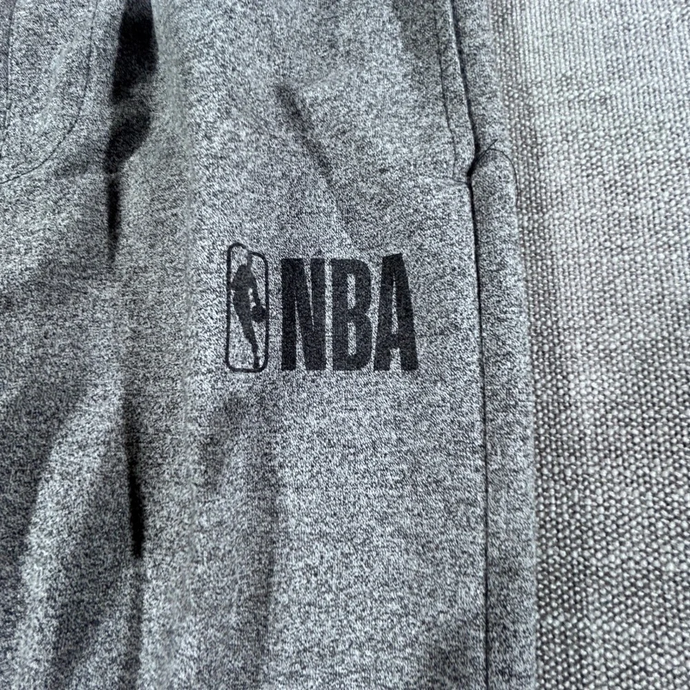 NBA Sweatpants Boys XL 18-20 Gray Good Heathered Logo Joggers